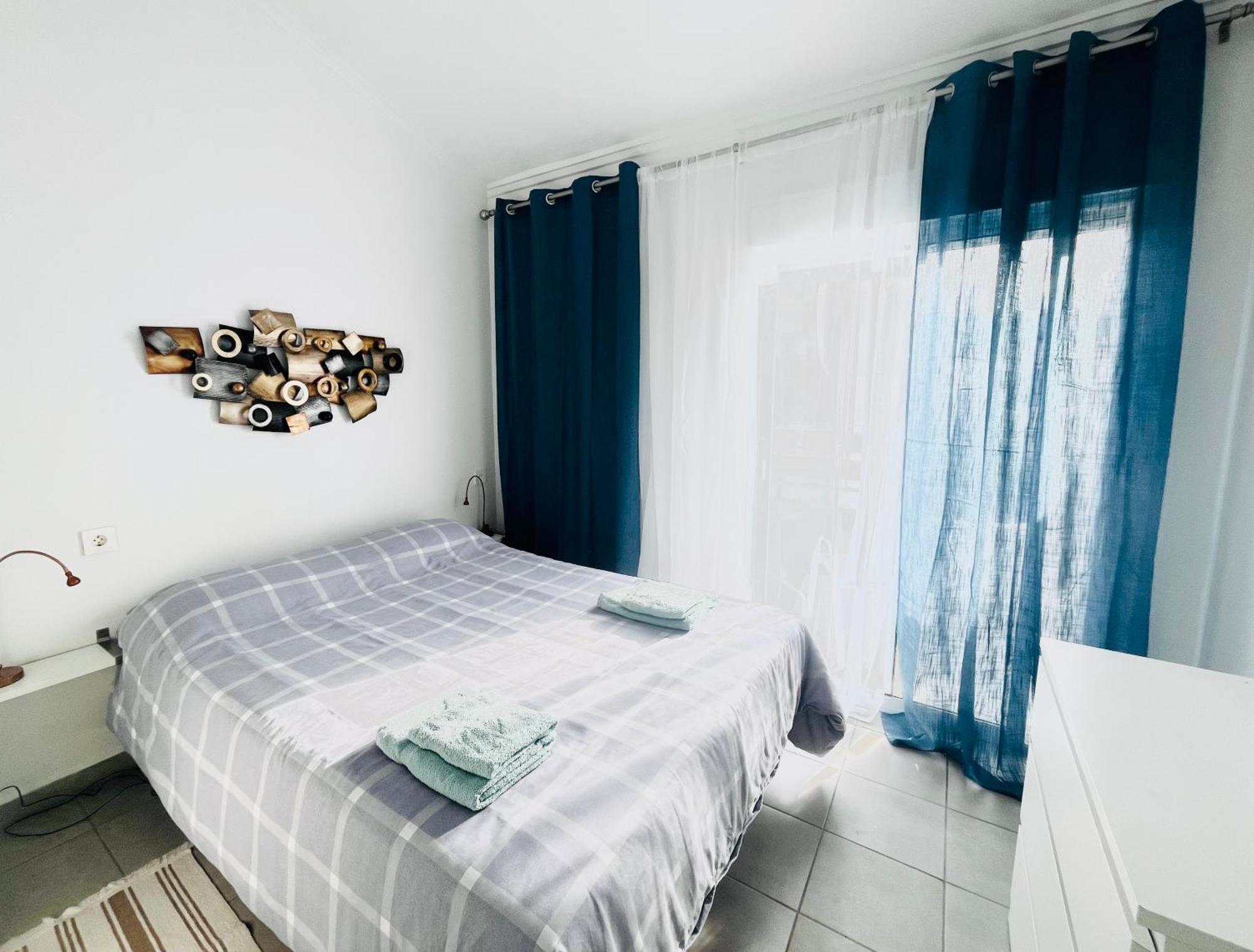 דירות טורבייחה Sunny Bungalow Near The Sea And Petanque Field מראה חיצוני תמונה
